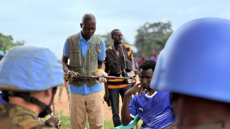 Image for the Tweet beginning: More than 5,800 combatants have